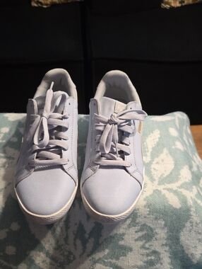 Puma Women's Pastel Blue Low-Top Sneakers